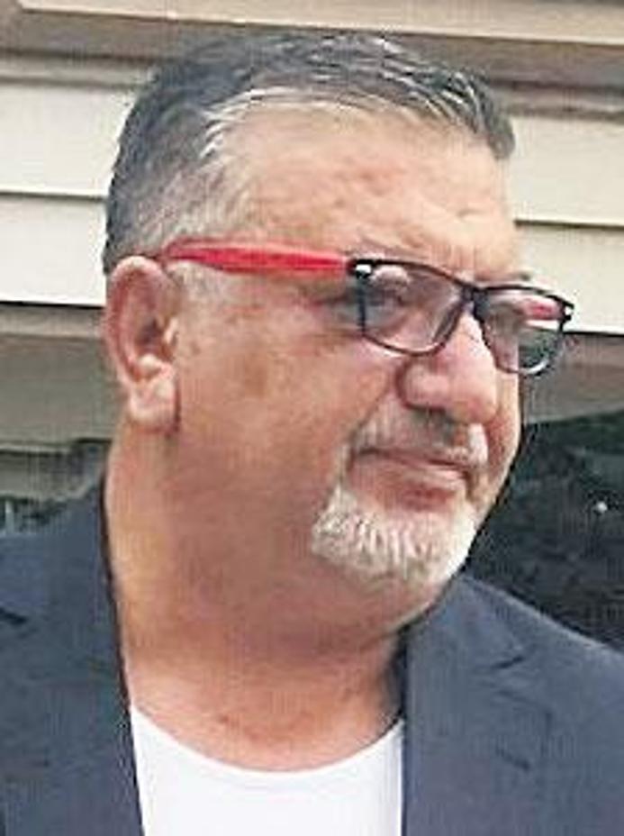 MOSSAD'la görüşmeye MOSSAD kitabıyla gitti